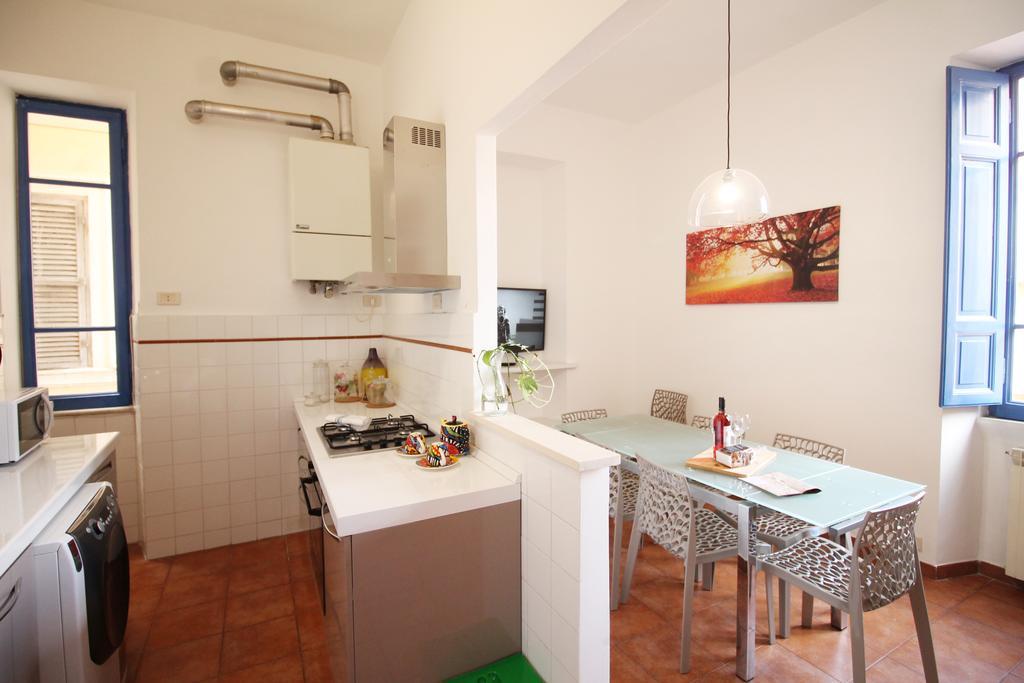 Colosseum Super Family Apartment Roma Eksteriør bilde