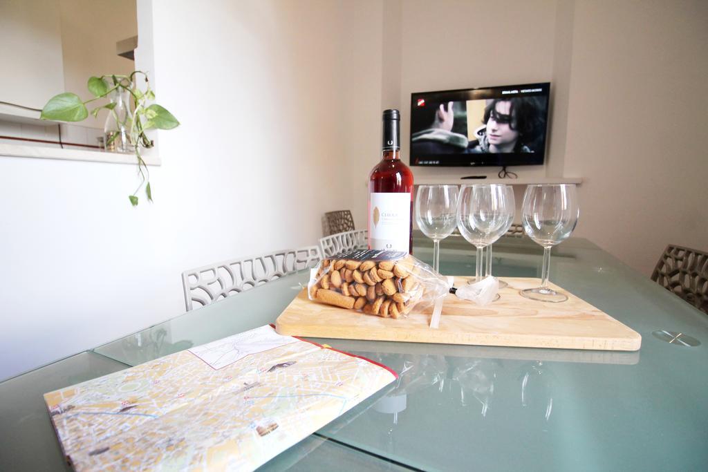 Colosseum Super Family Apartment Roma Eksteriør bilde