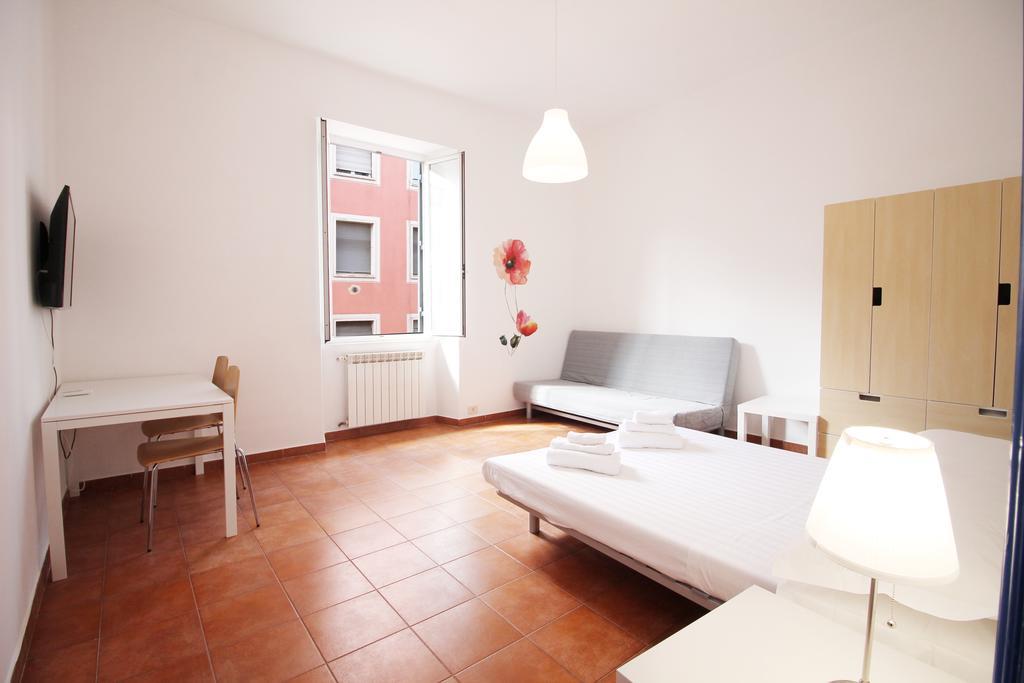 Colosseum Super Family Apartment Roma Eksteriør bilde